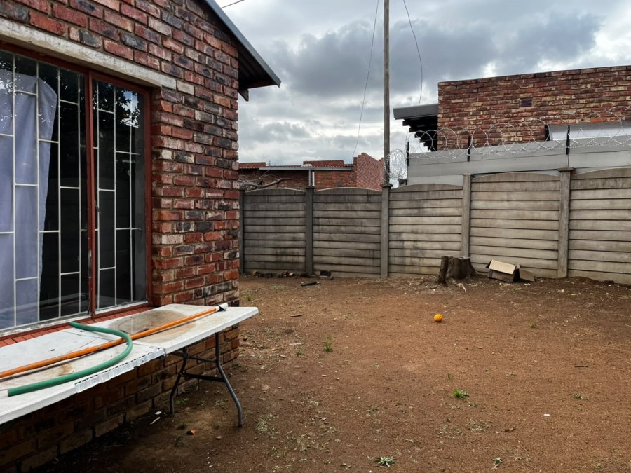 3 Bedroom Property for Sale in Roosheuwel North West